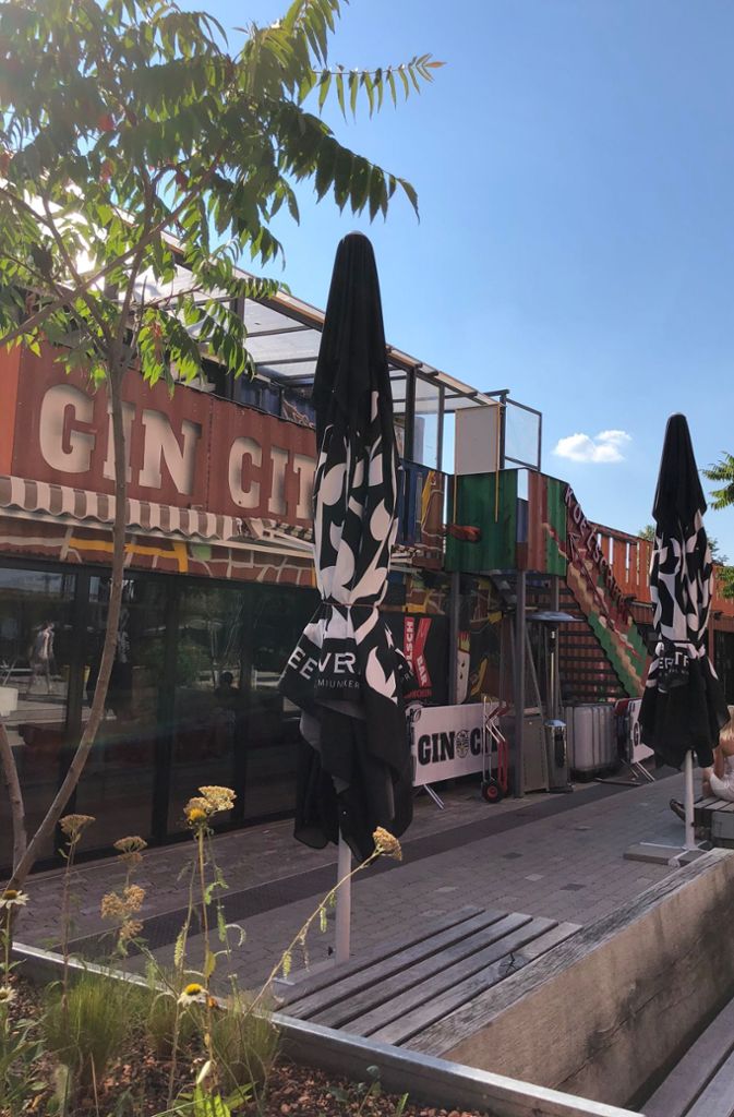Container Collective nennt sich eine Pop-Up-City im Werksviertel. Hier herrscht reger Betrieb, Bars und Läden eröffnen ständig neu.