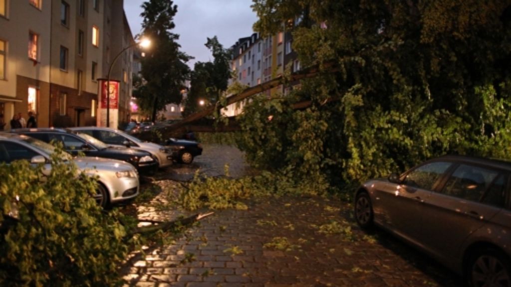 Nordrhein-Westfalen: Heftiges Unwetter fordert Todesopfer