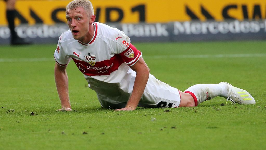  Der Rechtsverteidiger Andreas Beck, 32, muss sich nach einem neuen Verein umsehen. Zwar steht das letzte Gespräch mit den VfB-Clubbossen noch aus – doch die Zeichen stehen klar auf Trennung. 