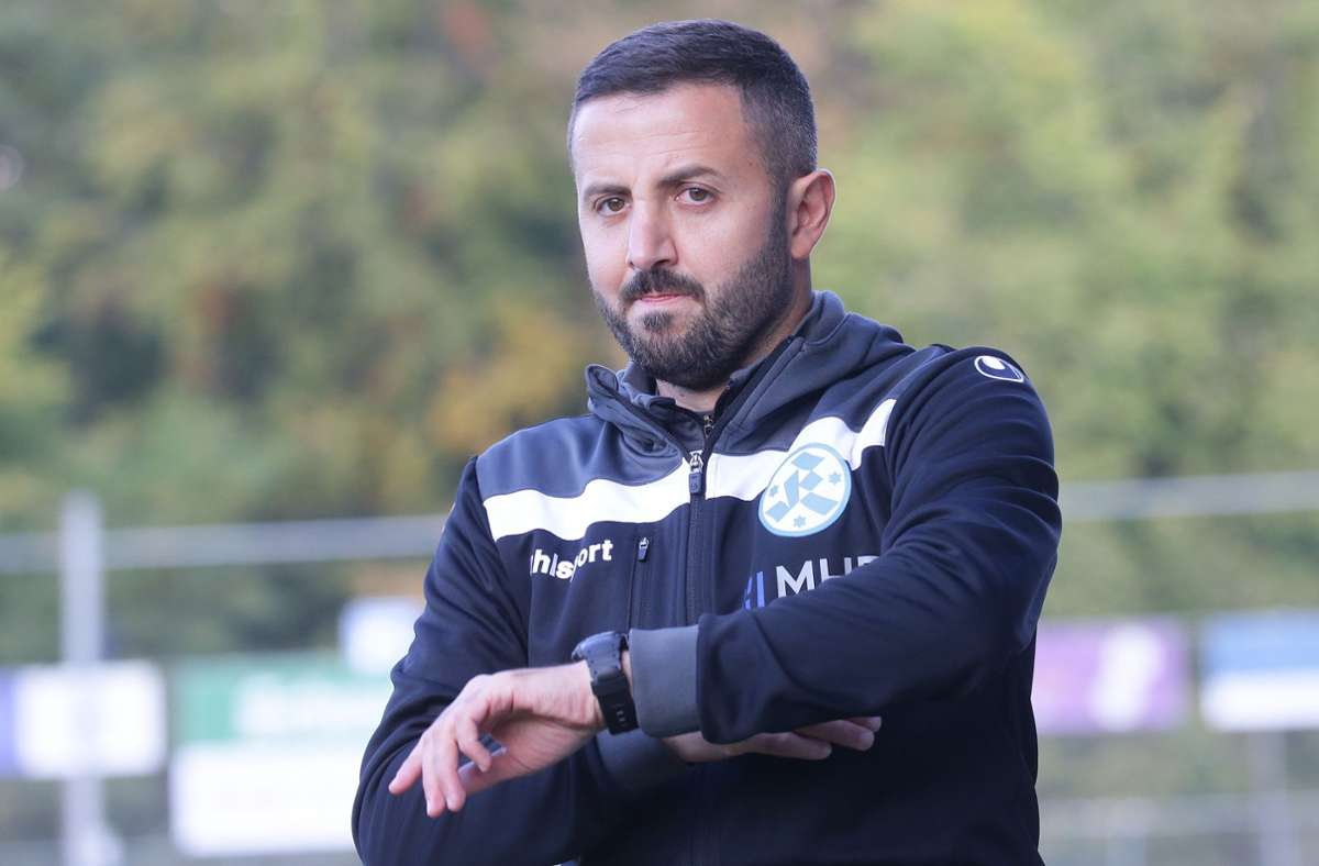 Trainer Mustafa Ünal bleibt mit dem Kickers weiter ungeschlagen.