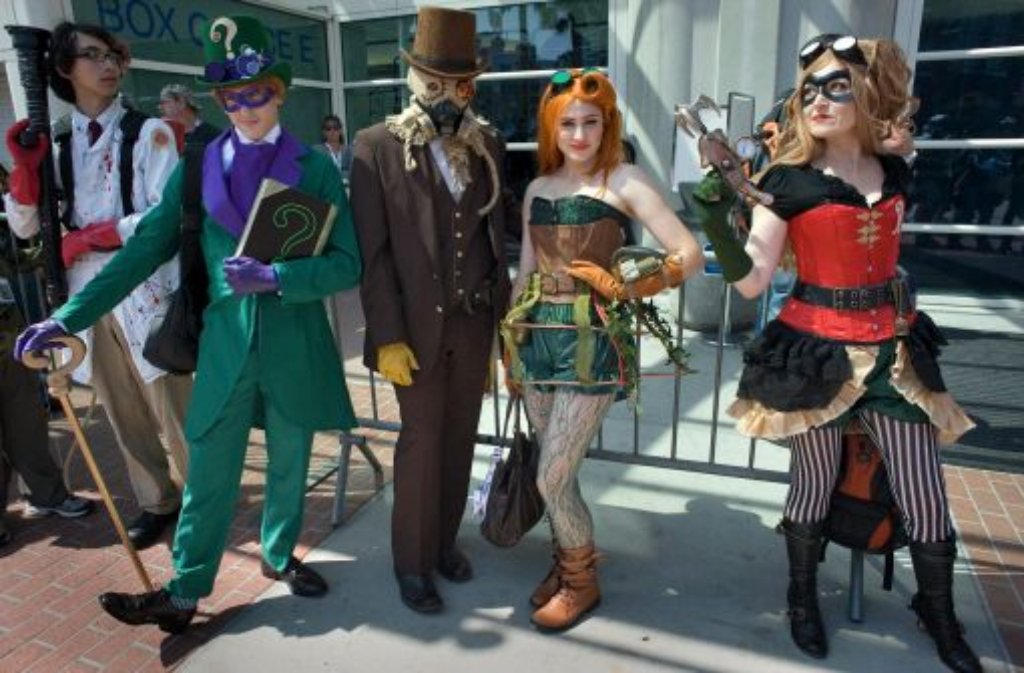 Mit fantasievollen Kostümen sorgen viele Besucher der Comic-Con für Aufsehen.