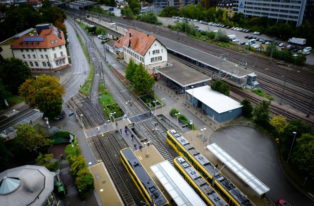Der Vaihinger Bahnhof bekommt einen Bahnsteig mehr. Foto: Lichtgut/Achim Zweygarth