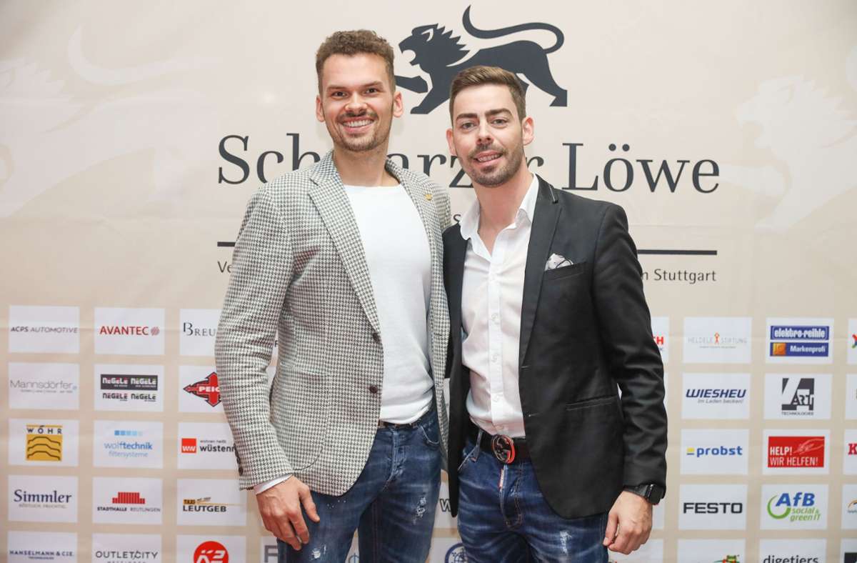 Manuel Ellwanger (links) und Philipp Hagebölling von den Innovation Heroes haben tagsüber das Programm der Expo Digital Lions gemacht.