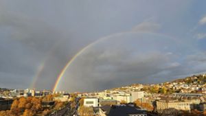 Seltenes Phänomen –  Doppelter Regenbogen über Stuttgart