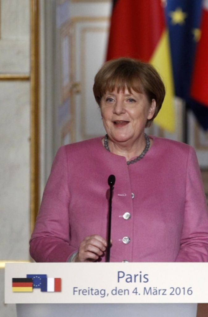 Bundeskanzlerin Angela Merkel, weil sie nicht nur regelmäßig ganz vorne in den Listen der mächtigsten Personen der Welt steht, sondern auch in schwierigen Zeiten ihrer Linie treu bleibt.