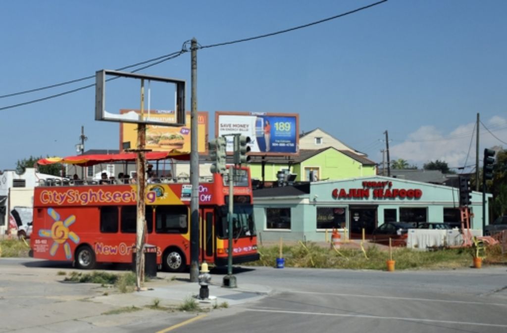 Auch Touristenbusse sind in New Orleans wieder zu sehen. Für die Stadt ist der Tourismus eine wichtige Einnahmequelle...
