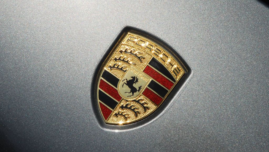  Aufgrund des Coronavirus muss die VW-Dachgesellschaft Porsche SE die geplante Hauptversammlung verschieben. Das Treffen war für Mitte Mai geplant. 