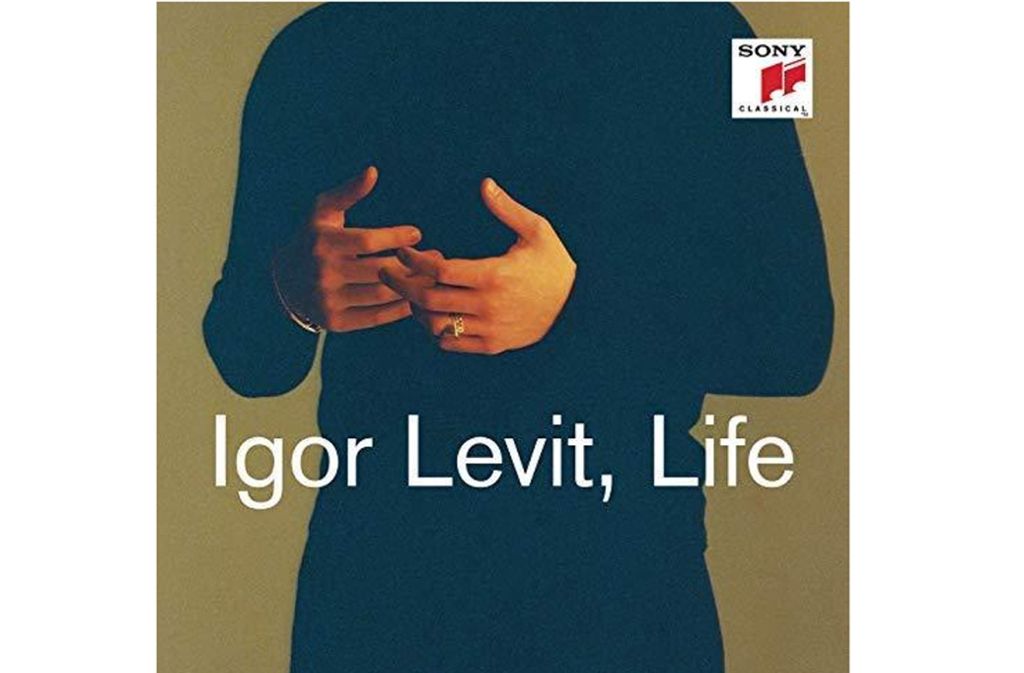 Igor Levit: Life. Klavierwerke (Sony) Krisen gehören zum Leben. Überwindet man sie, kann man das Leben wieder preisen. Von Bach bis Jazz reicht diese pianistische Reise mit einem der wichtigsten Künstler unserer Zeit. (dipp)