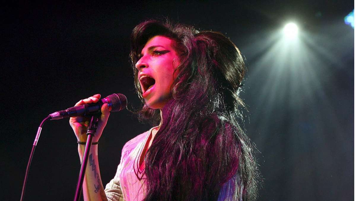  In kurzer Zeit wurde Amy Winehouse zu einer der bedeutendsten Musikerinnen Großbritanniens. Vor zehn Jahren, am 23. Juli 2011, starb die Sängerin in London. 