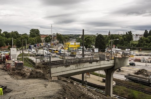 Wegen der Bauarbeiten für den Rosensteintunnel sind einige Straße gesperrt. Foto: Lichtgut/Leif Piechowski