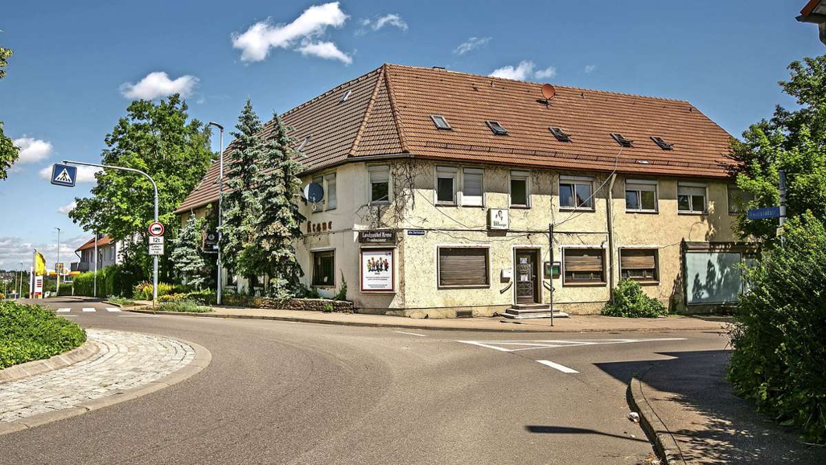  Die historische Gaststätte Krone in Aichschieß soll nach Plänen der Eigentümer einem Wohnbauprojekt weichen. Der Aichwalder Gemeinderat entscheidet am Montag, ob die Weichen dafür gestellt werden. 