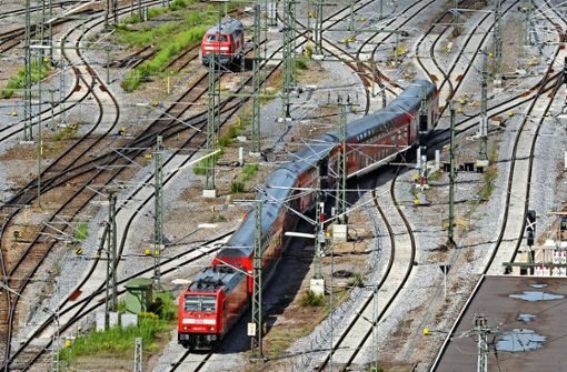Wenn es nach der Stuttgarter Netz AG geht, fahren weiter Züge in den Kopfbahnhof. Foto: dpa