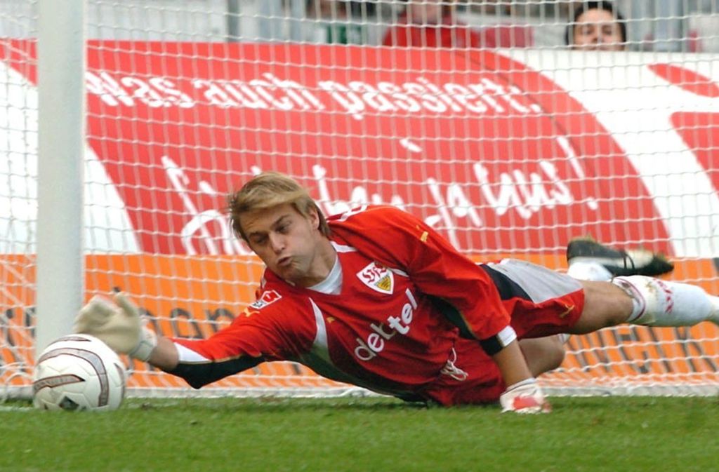 Timo Hildebrand ist ein Urgestein des VfB – er kam als 15-Jähriger 1994 auf den Wasen und kämpfte sich über die VfB-Amateure ins Profi-Tor, das er in 221 Bundesliga-Partien hütete. Sein größter Erfolg war 2007 die deutsche Meisterschaft, bis dahin hatte er auch siebenmal im Tor der Nationalmannschaft gestanden und galt als Kronprinz im DFB. Mit seinem Wechsel im Sommer 2007 zum FC Valencia wurde es aber schlagartig ruhig um den heute 39-Jährigen.