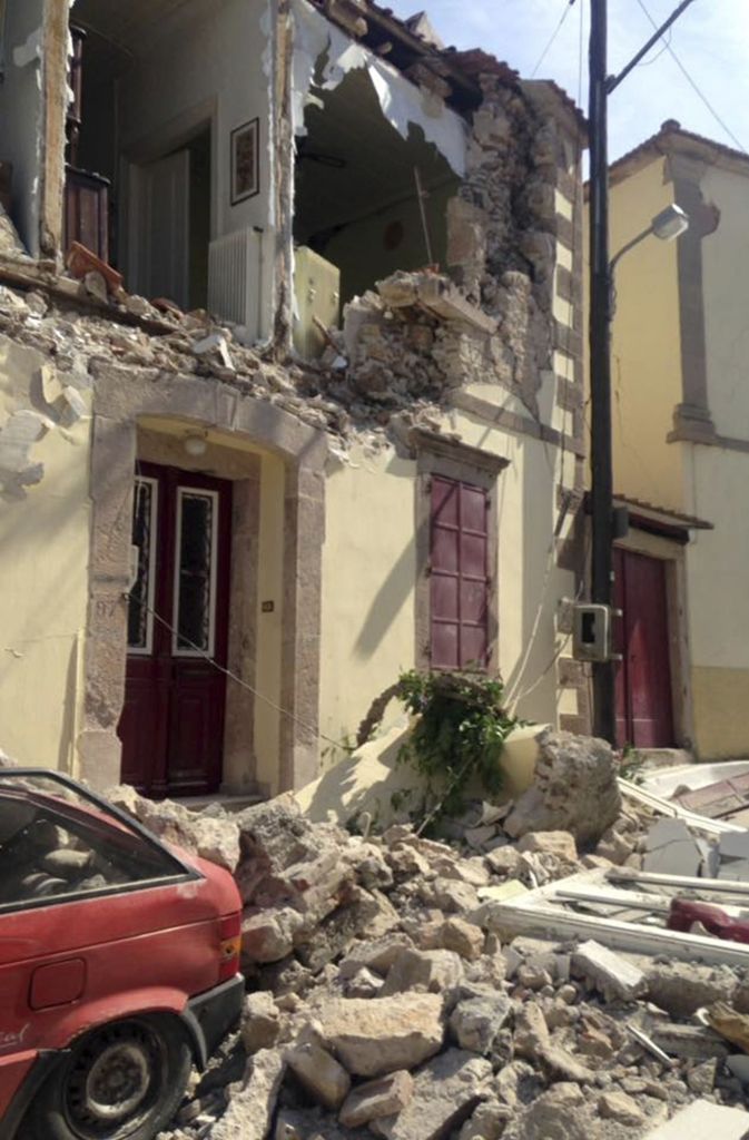 Das Dorf auf der Insel Lesbos mit rund 700 Einwohnern wurde zu 80 Prozent zerstört.