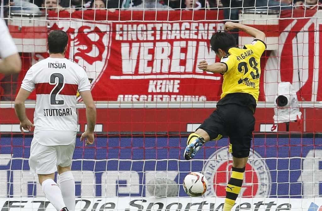 Emiliano Insua: Wagte in der ersten Halbzeit einige Vorstöße die blieben erfolglos, hinten war der VfB dann aber über seine linke Seite anfällig.
