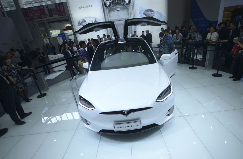 Marktführer in Sachen Elektrofahrzeuge: Der Tesla-Konzern mit seinem Model X.