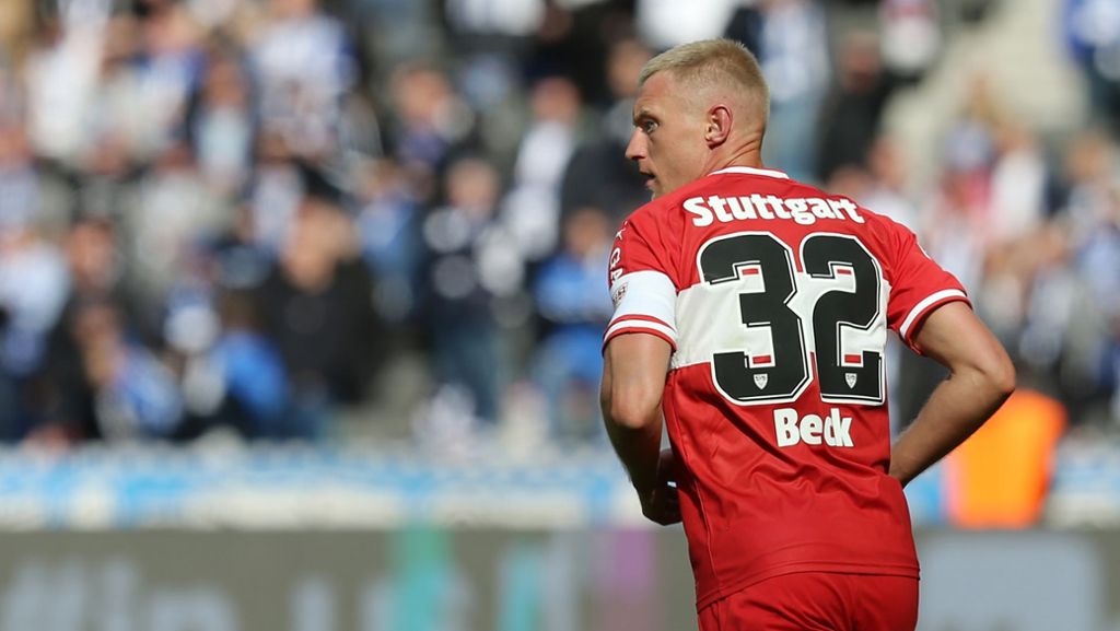  Der VfB Stuttgart muss in den letzten Spielen der Saison ohne Abwehrrecke Andreas Beck auskommen. Der Rechtsverteidiger muss operiert werden. 