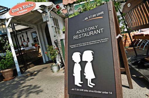 Ein Restaurant auf Rügen lässt abends keine Kinder hinein. Foto: dpa