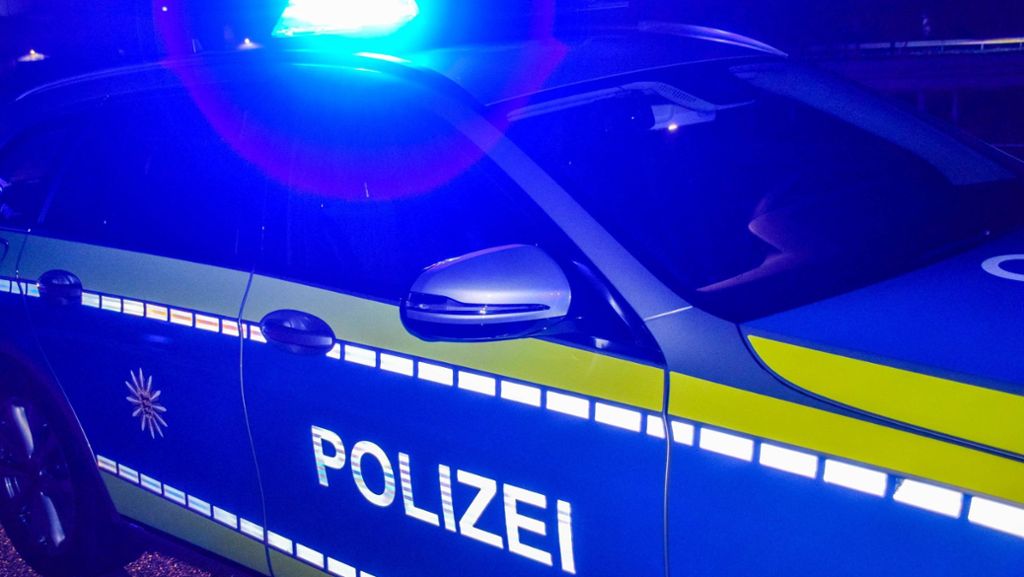 Polizeikontrolle im Kreis Lörrach: 21-Jähriger will Drogen schlucken