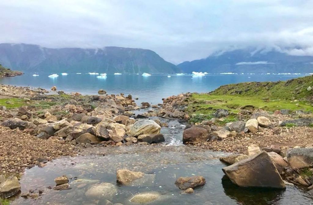 „Südgrönland ist wie eine Mischung aus Alaska, Schottland und Norwegen: Berge, Eis, Fjorde und Schafe, die am Wegesrand stehen“, sagt Glener.