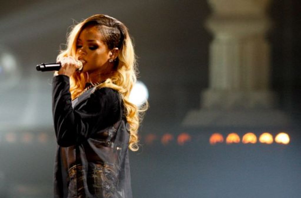 Platz 20: Rihanna (13,7 Millionen Dollar)