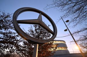 Stuttgarter Autobauer steigert Umsatz und Gewinn deutlich