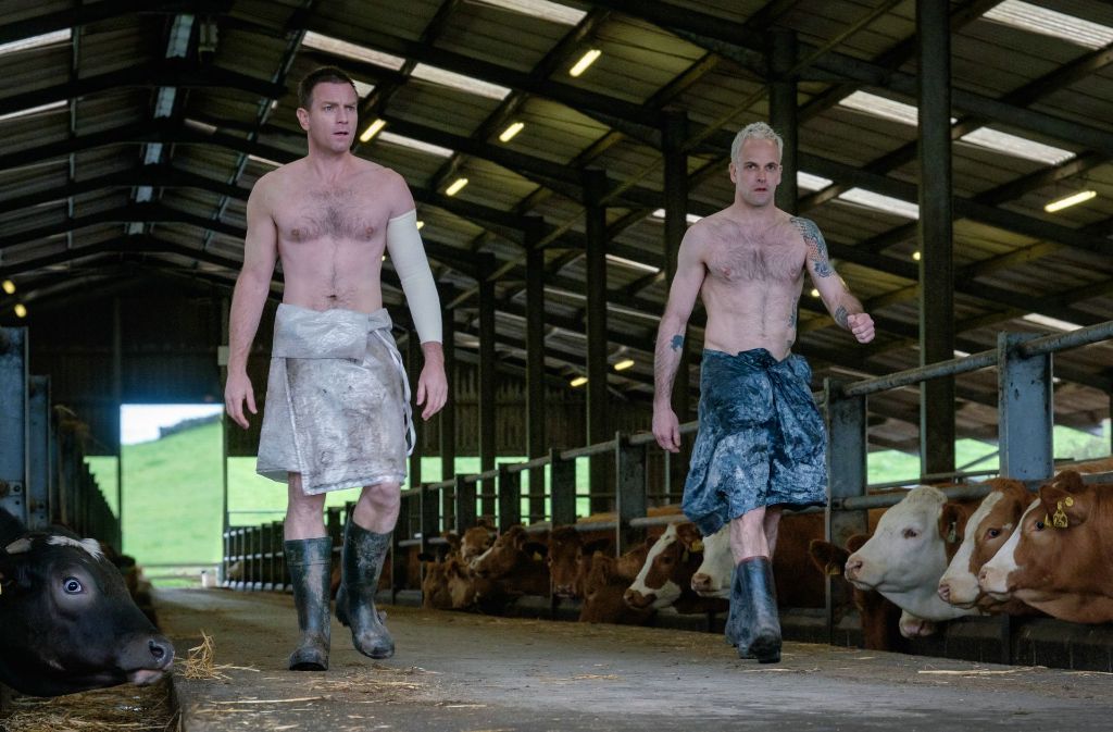 Renton (Ewan McGrehor, li.) und Simon (Jonny Lee Miller) wirken nicht wirklich wie brave Landleute.