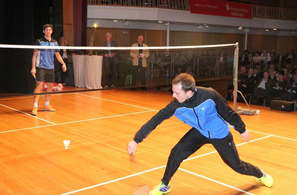 Sportlergala: Badminton-Demonstration mit Matthias Mühleisen (vorne) und Philipp Espenschied