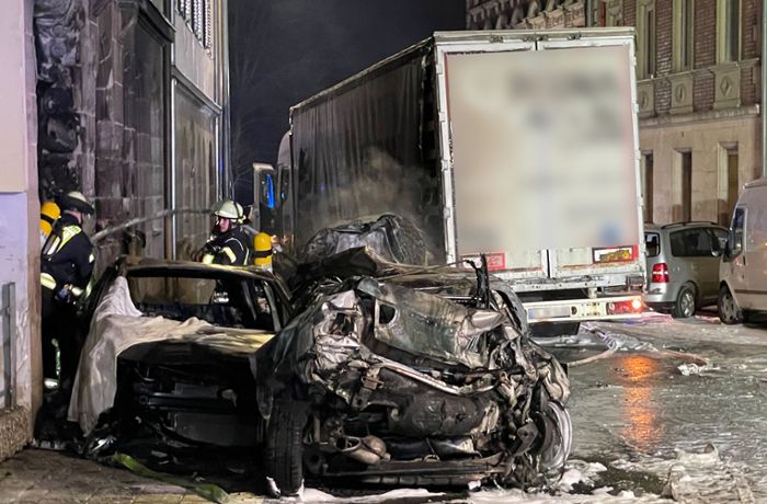 30 Fahrzeuge gerammt – Betrunkener lässt Schneise der Zerstörung zurück