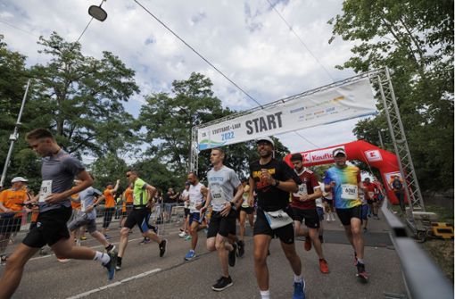 Gemeinsam laufen macht Spaß – wie hier beim Stuttgart-Lauf. Foto: Lichtgut/Julian Rettig