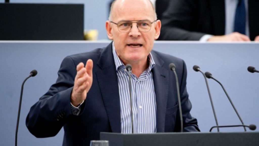 Straßenbaupolitik: Minister Hermann steht in der Kritik