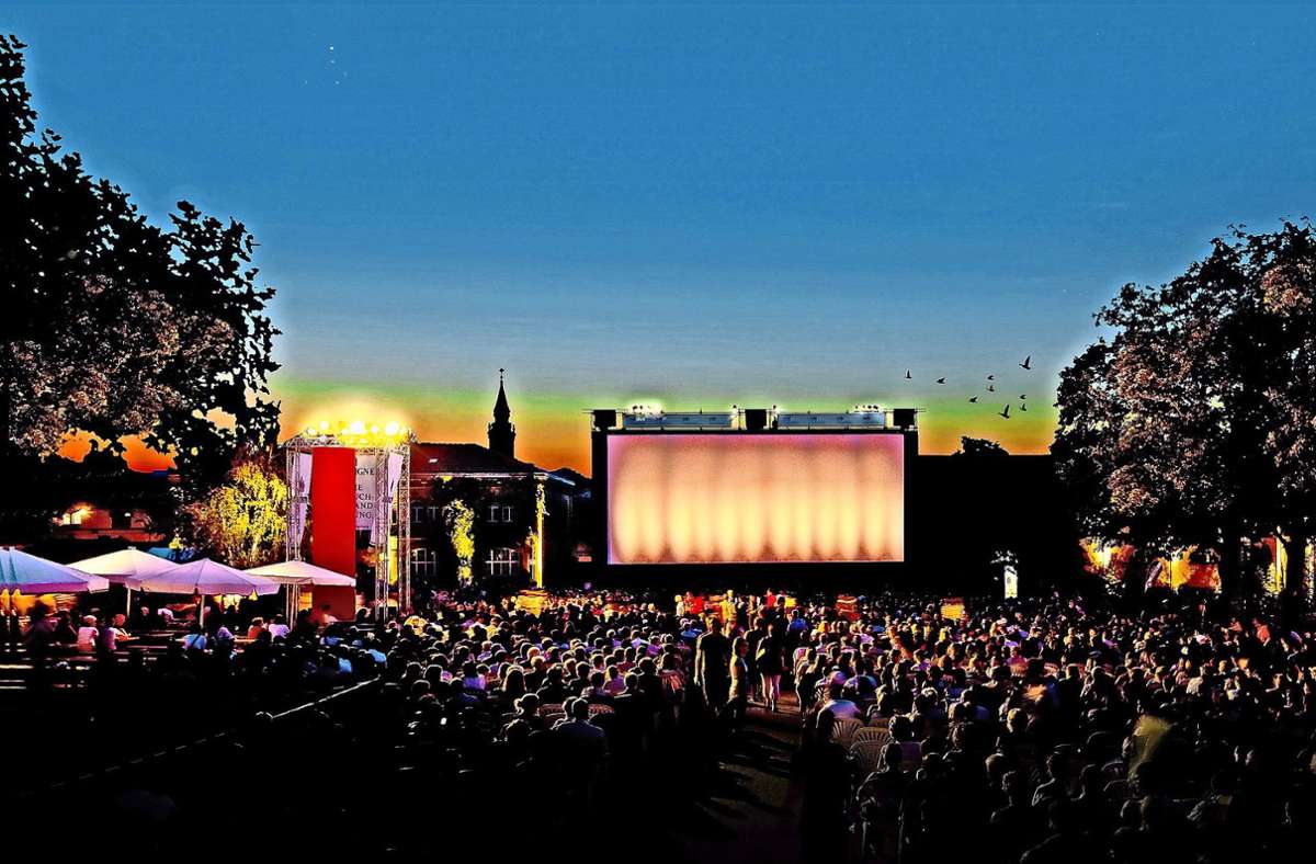 Zuschauermagnet: In den vergangenen Jahren bot das Open-Air-Kino in Ludwigsburg bis zu 3000 Besuchern Platz. In diesem Jahr werden deutlich weniger Zuschauer in den Genuss eines echten Kinoerlebnisses unter freiem Himmel kommen. Foto: Kinokult/Reiner Pfisterer