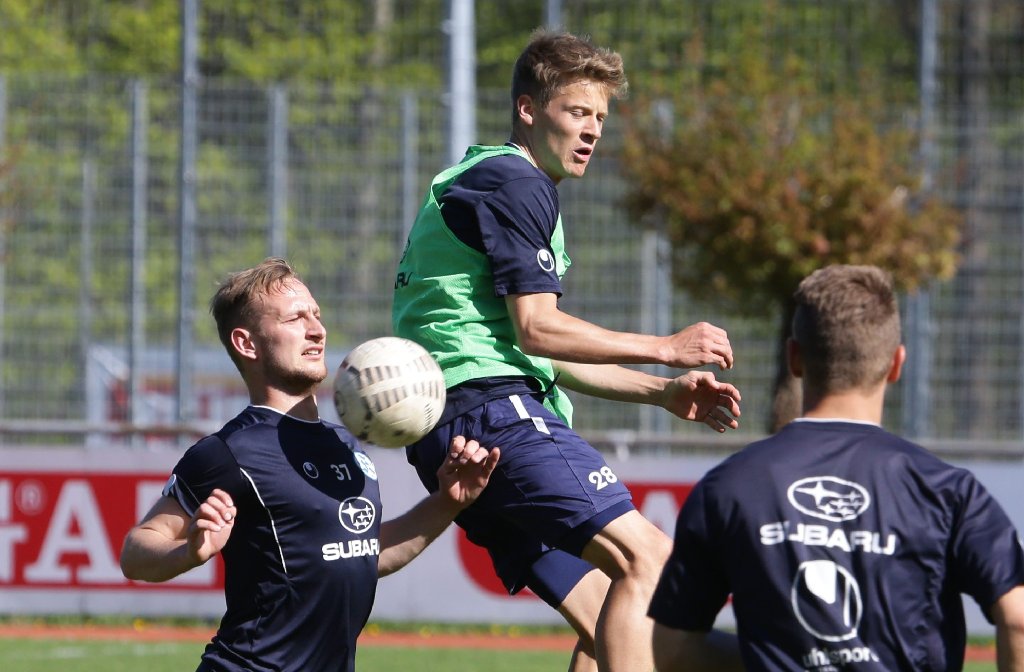 Bei den Stuttgarter Kickers geht es vor dem Spiel beim FC Energie Cottbus zur Sache.