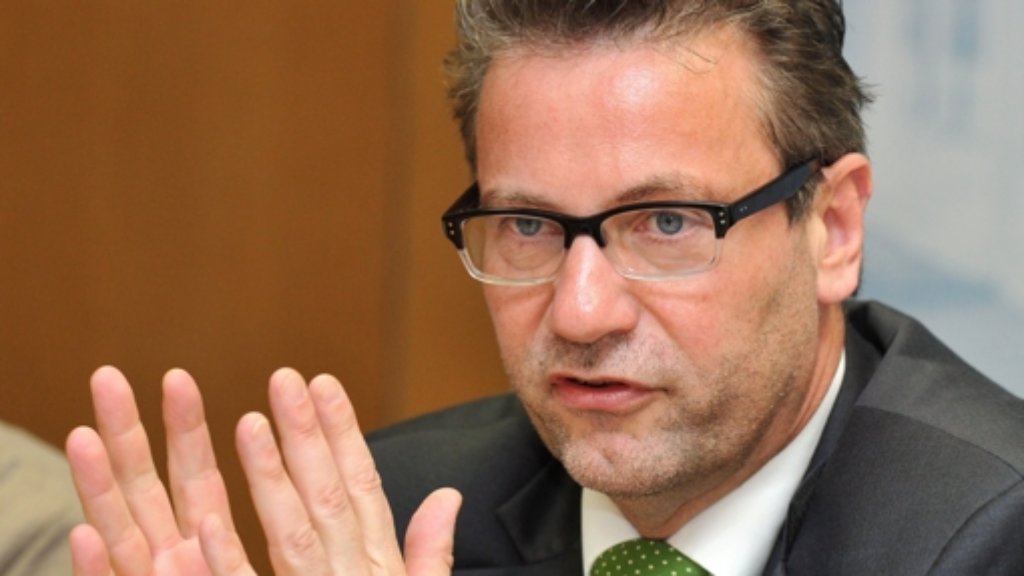  Der CDU-Fraktionschef Peter Hauk (CDU) kann sich nicht auf den Bundesumweltminister Peter Altmaier berufen. Hauk hatte unlängst auf ein Telefonat mit Altmaier verwiesen. 