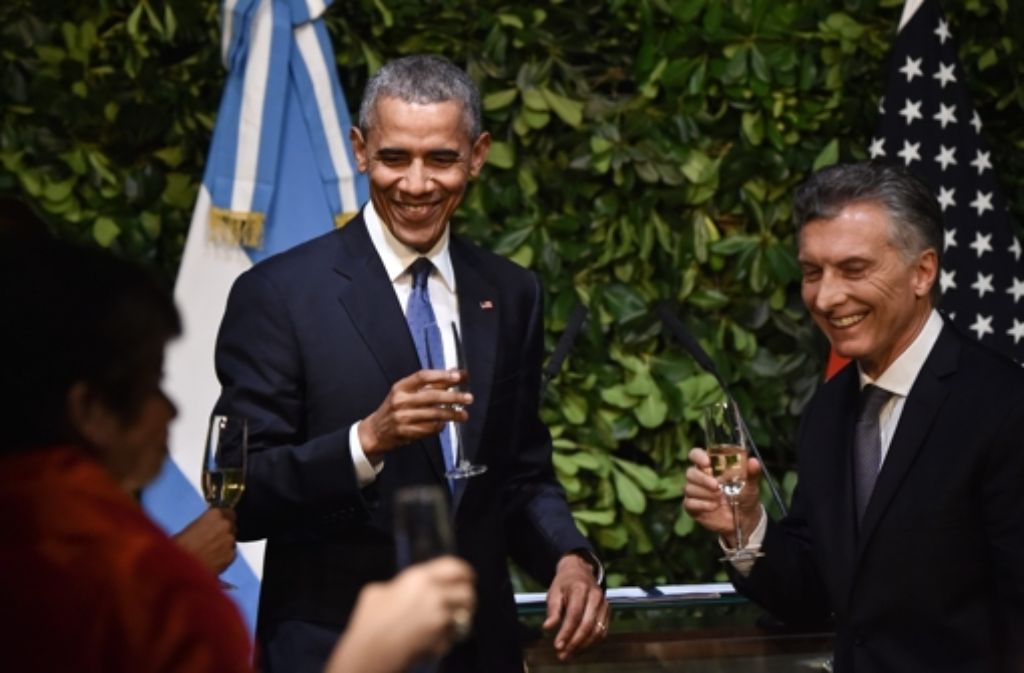 „Das ist ein Neuanfang“, sagte Obama beim Staatsbankett mit Argentiniens Präsident Mauricio Macri (r.)