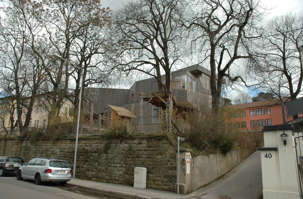 Die anderen Schulgebäude an der Haußmannstraße bleiben.