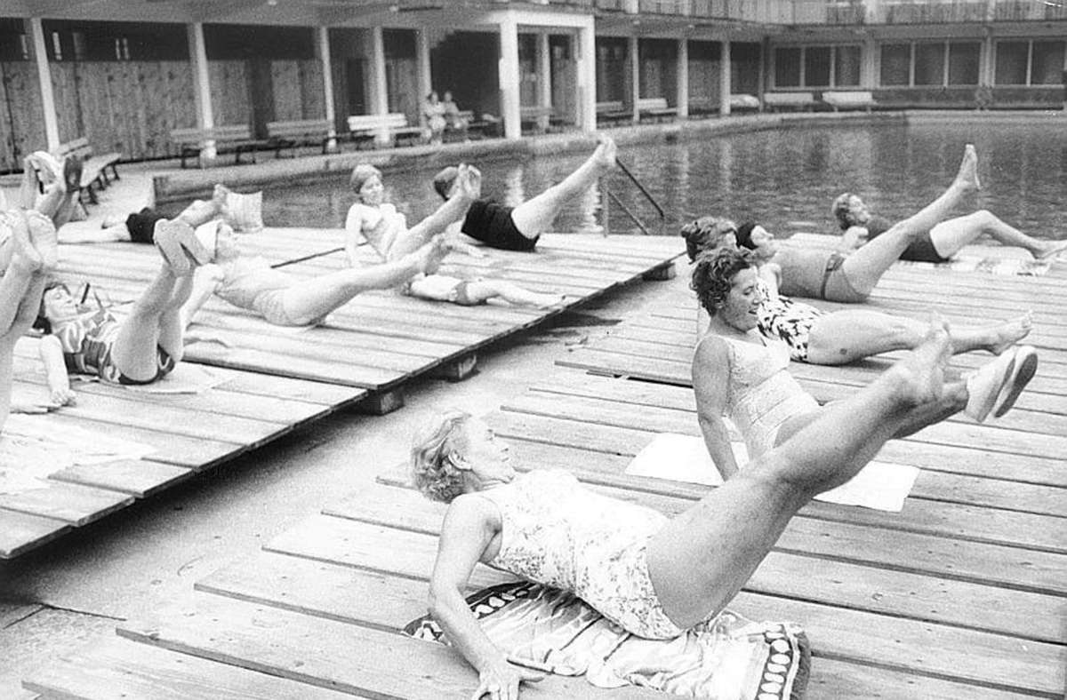 Gymnastik im Mineralbad Berg im Jahr 1972.