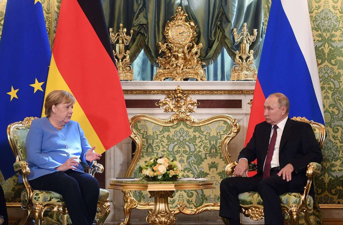Angela Merkel und Wladimir Putin während eines des Treffens im Kreml.