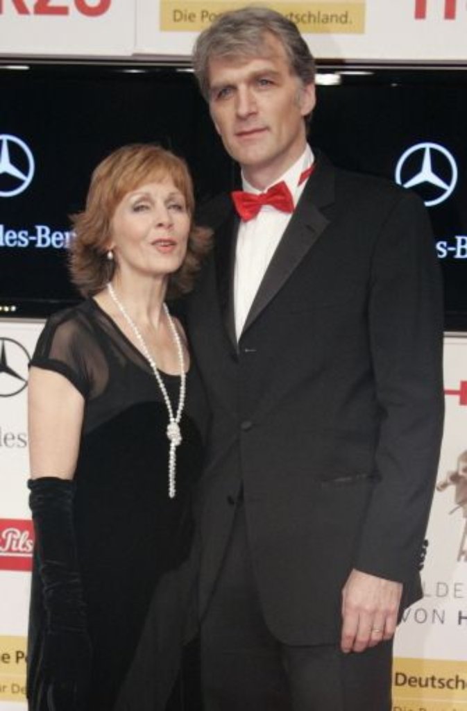 ... der 1,94 Meter große Mann einen Namen. Im Februar 2008 ist er mit seiner Frau Sigrid zu Gast auf dem roten Teppich vor Beginn der Verleihung der Goldenen Kamera in Berlin. Für ...
