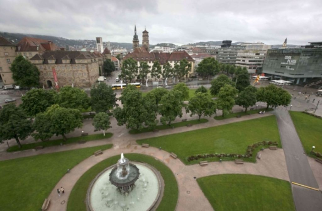 Die Wohnsituation für Studierende in Stuttgart ist schlecht. Das bestätigt ein aktuelles Ranking, in dem die Landeshauptstadt auf dem fünften Platz landet (63 Punkte; 2013: 56,5 Punkte). Die Bilderstrecke zeigt, in welchen 14 Städten die Wohnsituation für Studierende ebenfalls sehr angespannt ist.