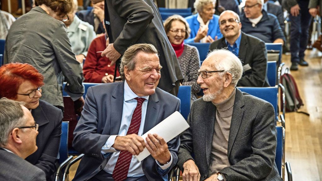 Gerhard Schröder würdigt Erhard Eppler: Leidenschaftliche Putin-Versteher