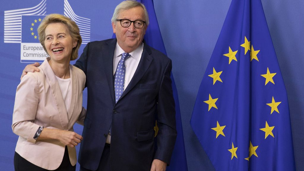  Ein karges Büro hat sich die amtierende Verteidigungsministerin in Brüssel bereits eingerichtet. Doch ihr Amt als künftige EU-Kommissionspräsidenten ist noch nicht in trockenen Tüchern. Nun muss sie die Gunst der Grünen und Sozialdemokraten gewinnen. 