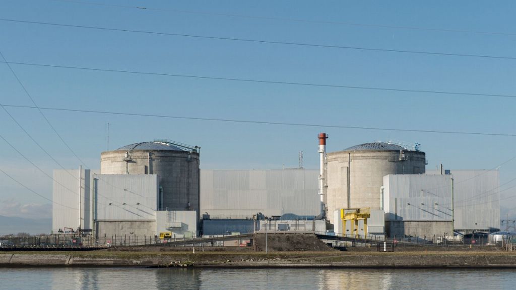 Fessenheim: Umstrittenes Atomkraftwerk soll bis 2022 vom Netz gehen
