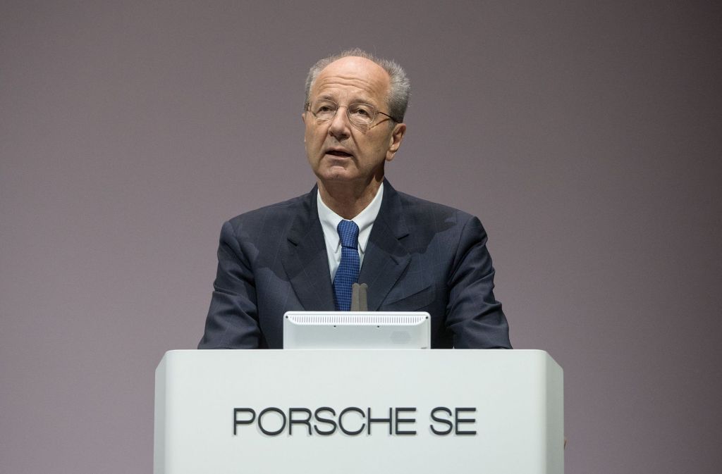 Der Vorstandschef der Porsche SE, Hans Dieter Pötsch, bei der Hauptversammlung am Dienstag.
