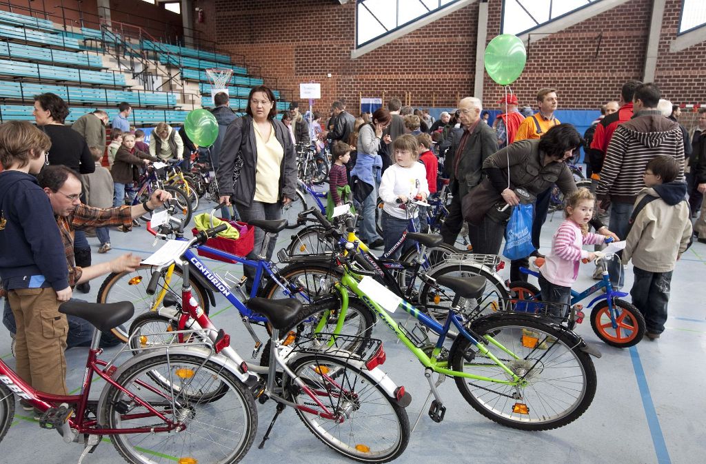 In der Halle finden auch regelmäßig Fahrradbörsen statt.
