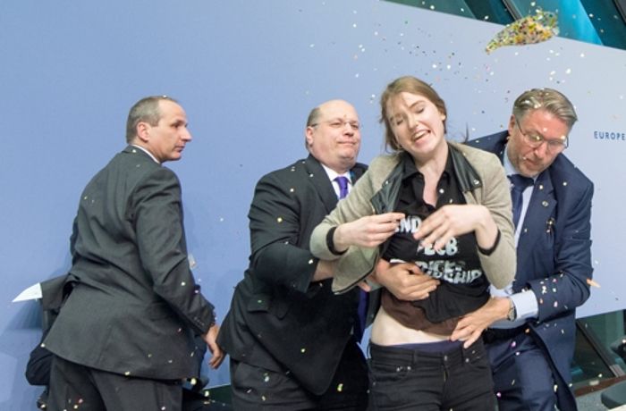 Draghi nimmt Femen-Protest gelassen
