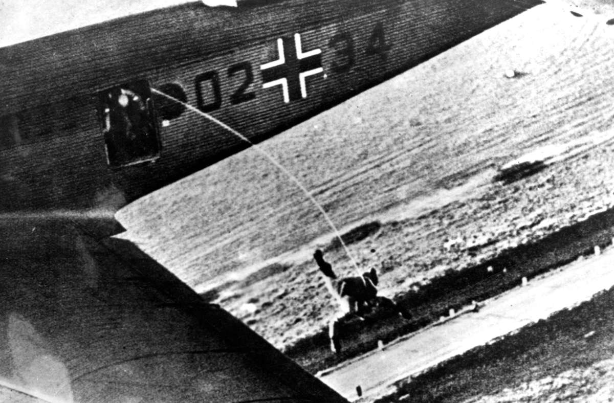 Sprung aus einer Ju-52.