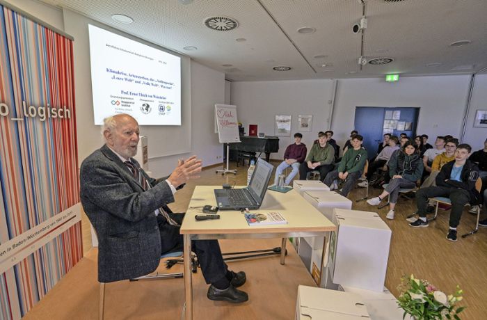 Diskussion mit Ernst Ulrich von Weizsäcker in Bietigheim-Bissingen: Mit Appellen gegen die Klimakrise