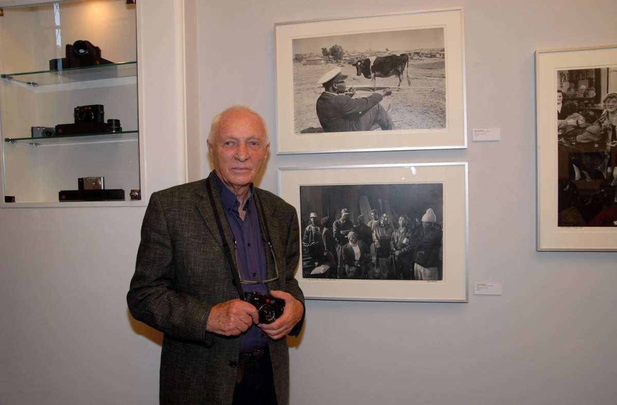 Jürgen Schadeberg bei einer Ausstellung seiner Bilder 2009 in Salzburg