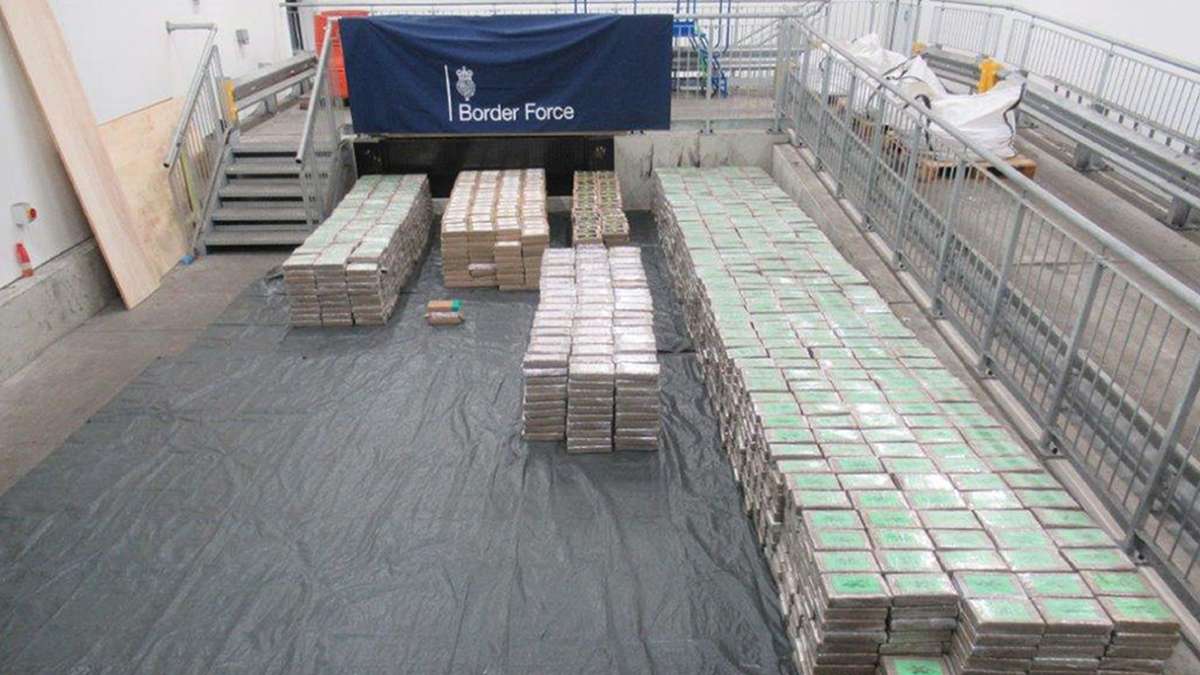 Drogen: Briten stellen 5,7 Tonnen Kokain auf Weg nach Hamburg sicher